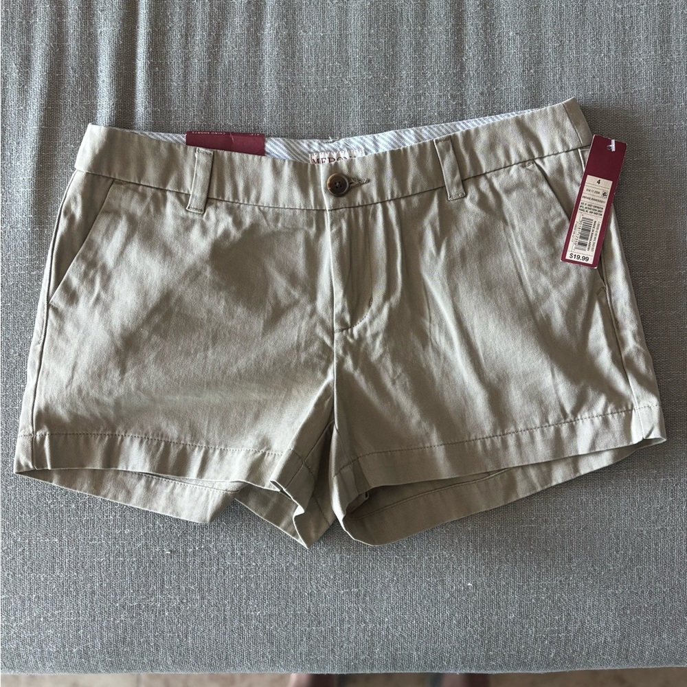 NWT Merona Size 4 Tan Shorts